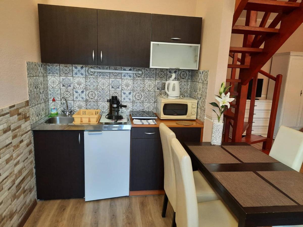 Kek Laguna Wellness Apartmanok Egerszalok Exterior photo