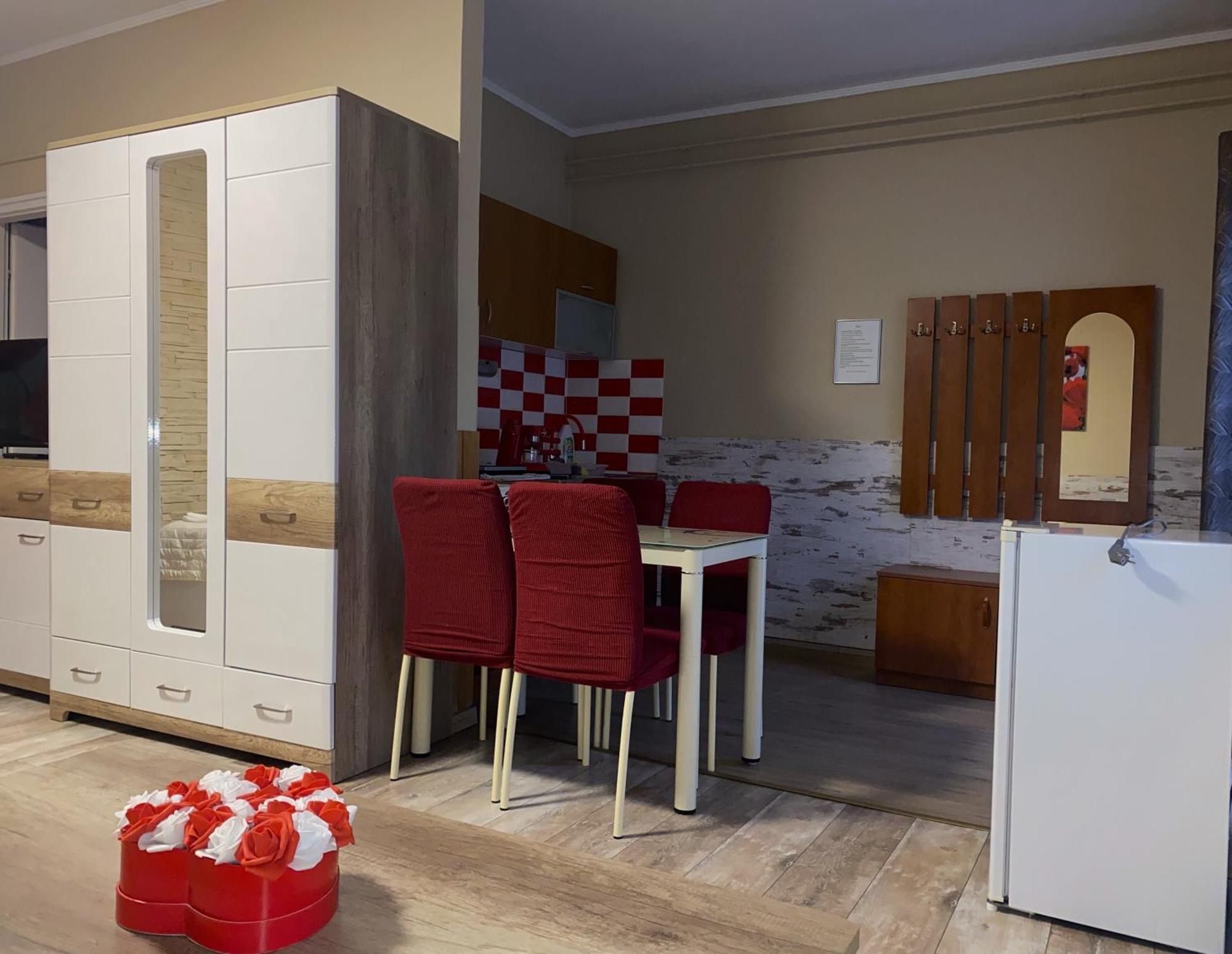 Kek Laguna Wellness Apartmanok Egerszalok Exterior photo