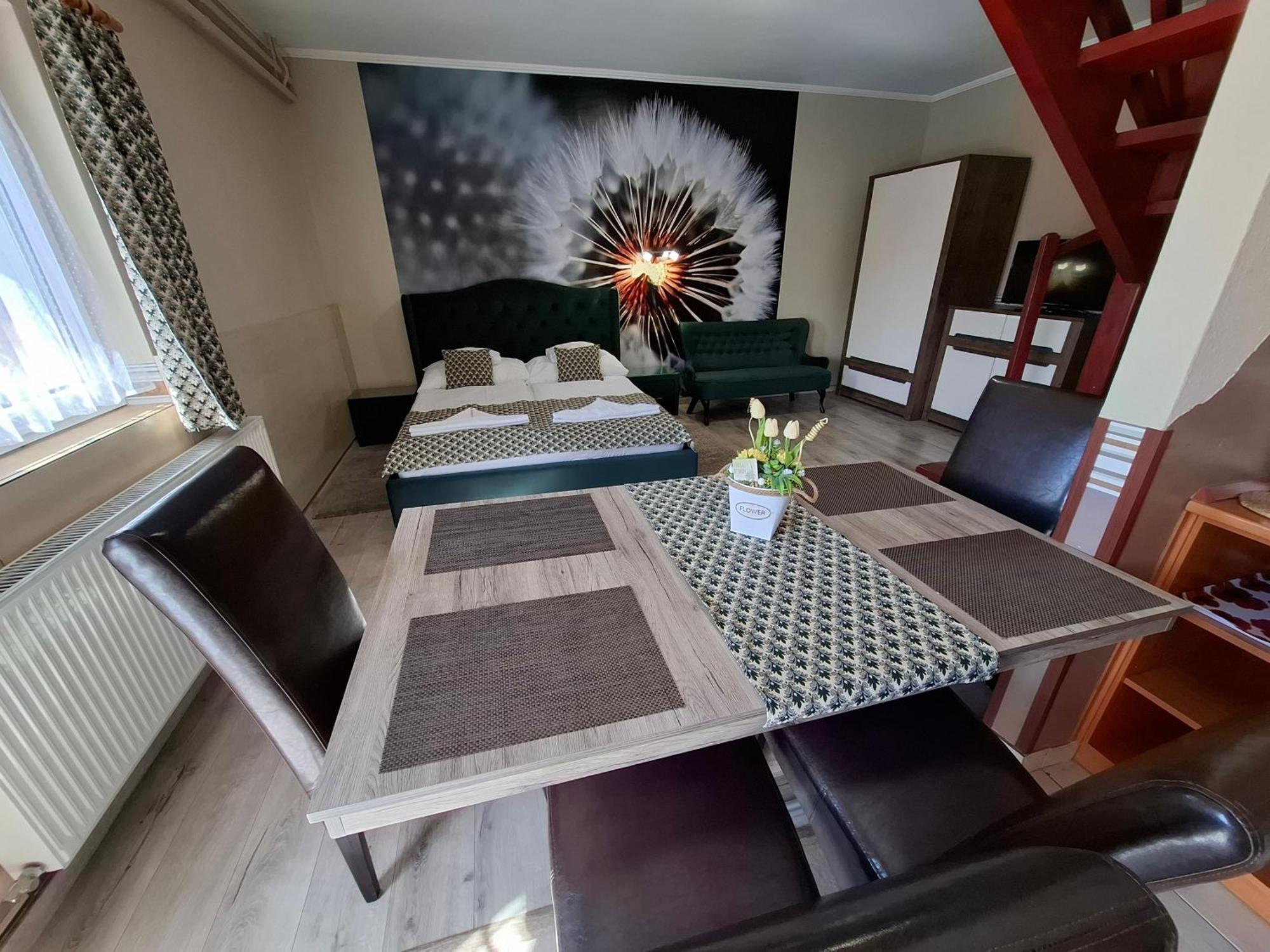 Kek Laguna Wellness Apartmanok Egerszalok Exterior photo